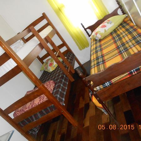 Pousada Hospedagem Rose'S Canela Esterno foto