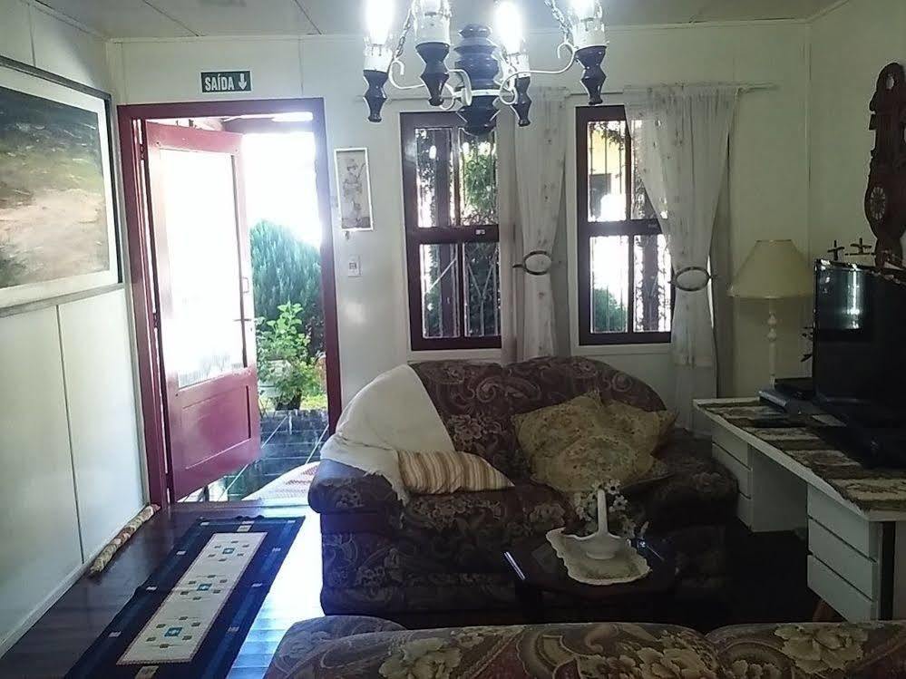 Pousada Hospedagem Rose'S Canela Esterno foto